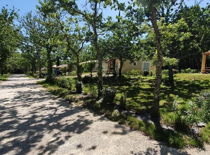 Semesterbostad Mazet De Val D'aury